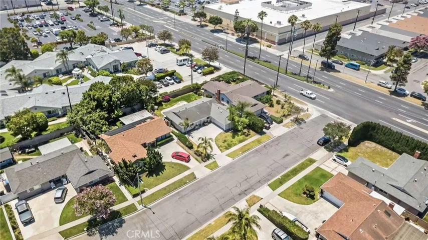 6022 Santa Barbara, Garden Grove, California 92845