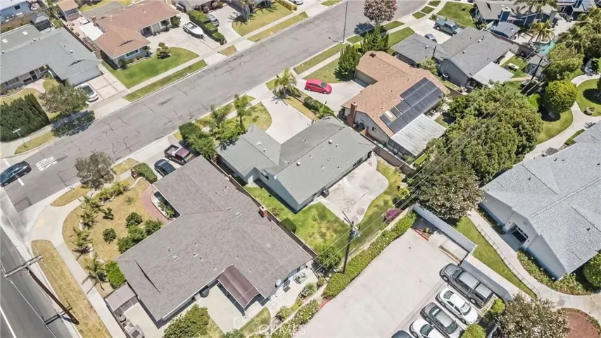 6022 Santa Barbara, Garden Grove, California 92845