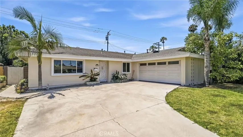 6022 Santa Barbara, Garden Grove, California 92845