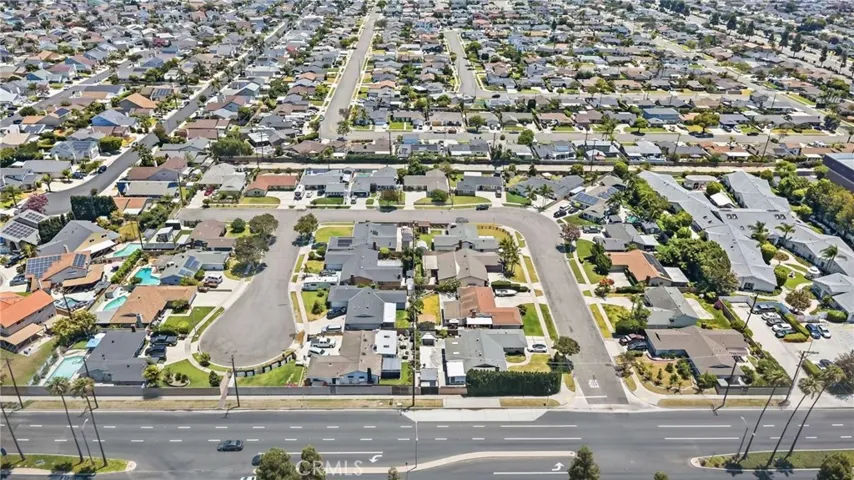 6022 Santa Barbara, Garden Grove, California 92845