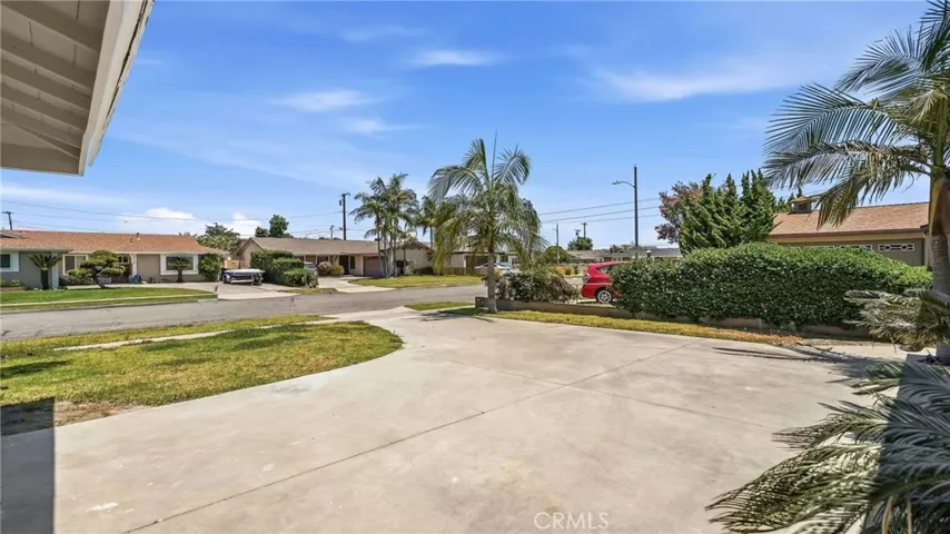 6022 Santa Barbara, Garden Grove, California 92845