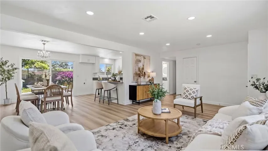 6022 Santa Barbara, Garden Grove, California 92845