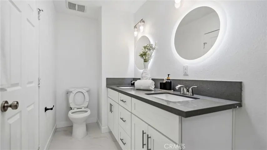 6022 Santa Barbara, Garden Grove, California 92845