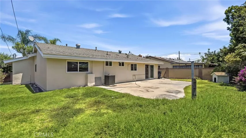 6022 Santa Barbara, Garden Grove, California 92845
