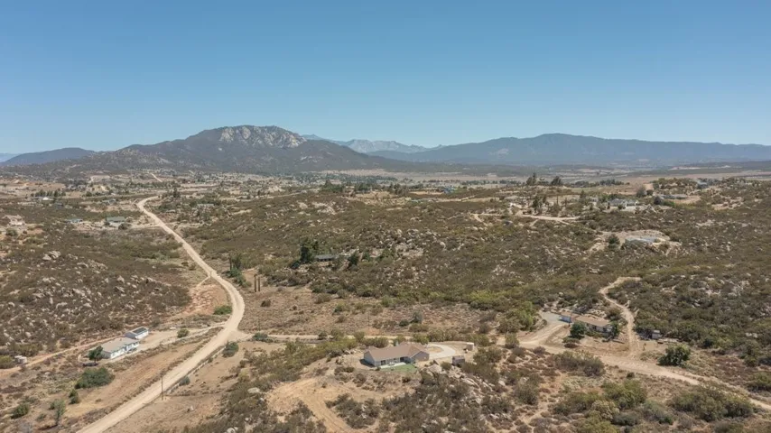 48859 Pinto Court, Aguanga, California 92536