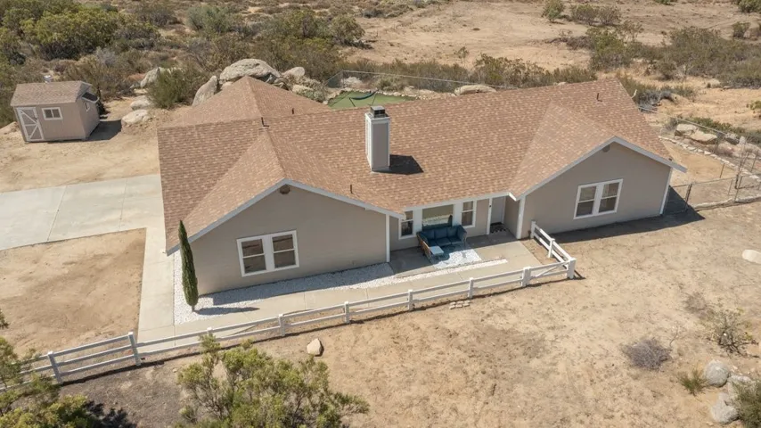 48859 Pinto Court, Aguanga, California 92536