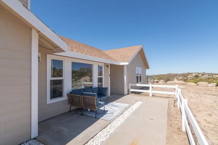 48859 Pinto Court, Aguanga, California 92536