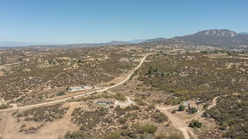 48859 Pinto Court, Aguanga, California 92536