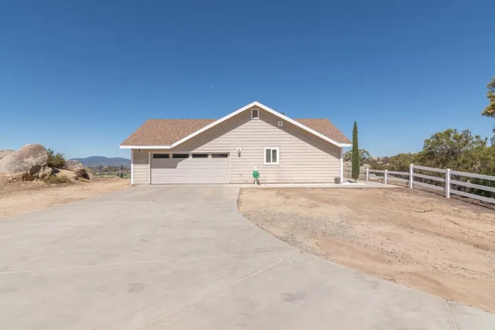48859 Pinto Court, Aguanga, California 92536