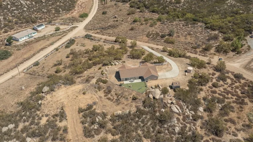 48859 Pinto Court, Aguanga, California 92536