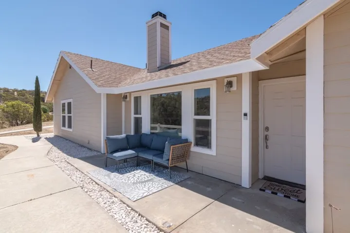48859 Pinto Court, Aguanga, California 92536