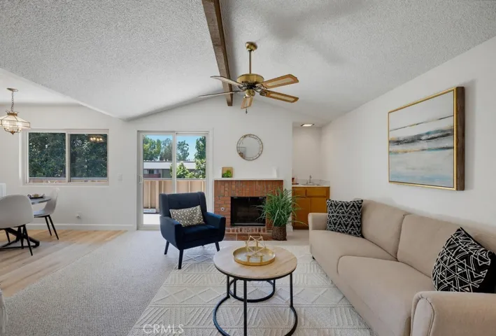 640 N Brea, Brea, California 92821