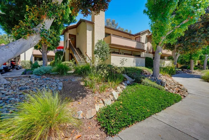 640 N Brea, Brea, California 92821