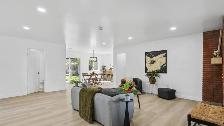 814 Floyd Avenue, Chula Vista, California 91910