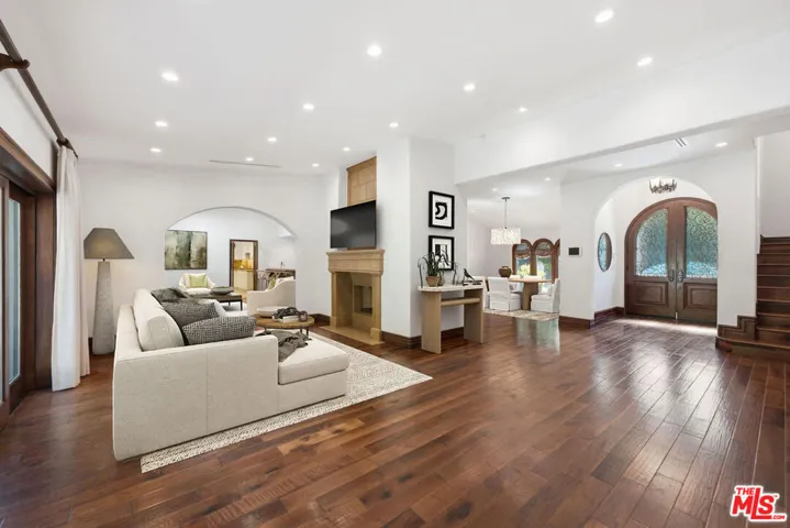 Virtually Staged - Great Room
