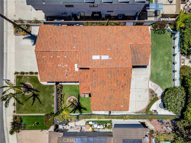 7201 Slater, Huntington Beach, California 92647