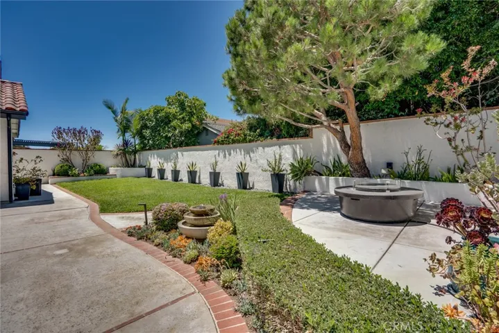 7201 Slater, Huntington Beach, California 92647