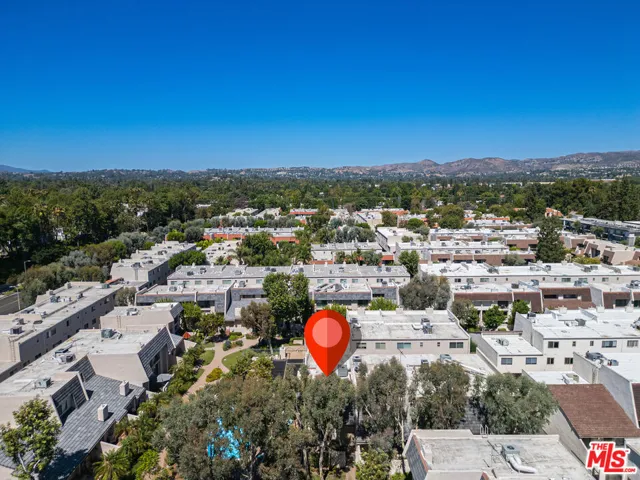 6217 1/2 Randi Avenue, Woodland Hills, California 91367