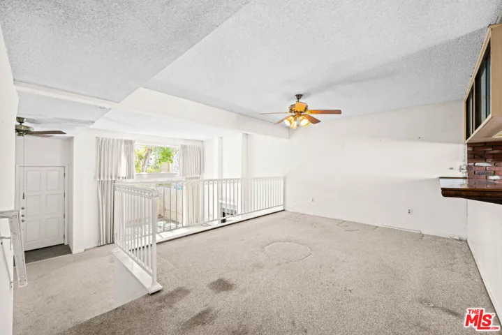 6217 1/2 Randi Avenue, Woodland Hills, California 91367