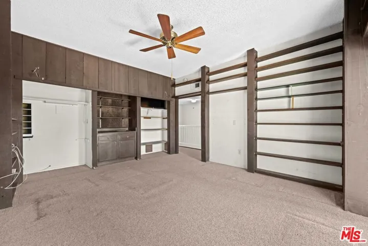 6217 1/2 Randi Avenue, Woodland Hills, California 91367