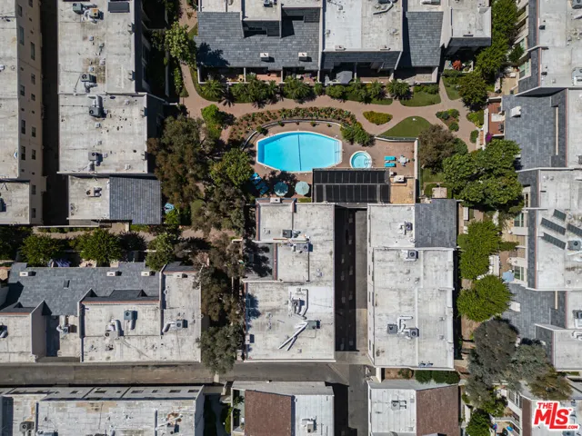 6217 1/2 Randi Avenue, Woodland Hills, California 91367