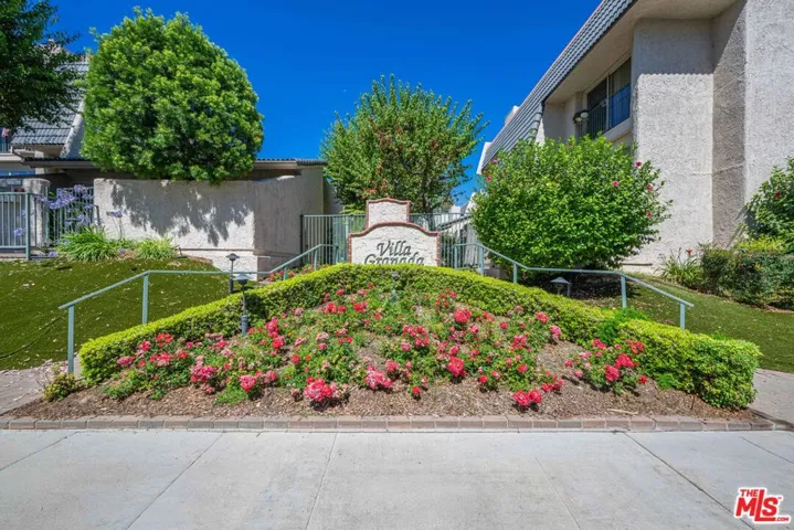 6217 1/2 Randi Avenue, Woodland Hills, California 91367