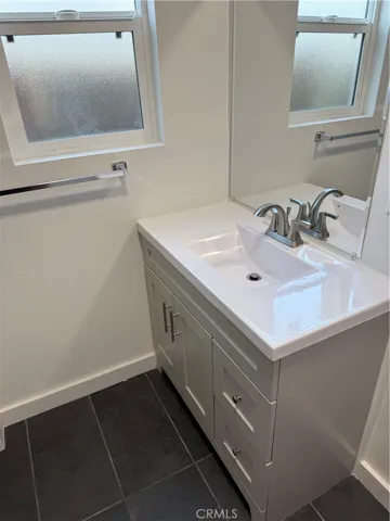 1323 Walnut Ave, Long Beach, California 90813