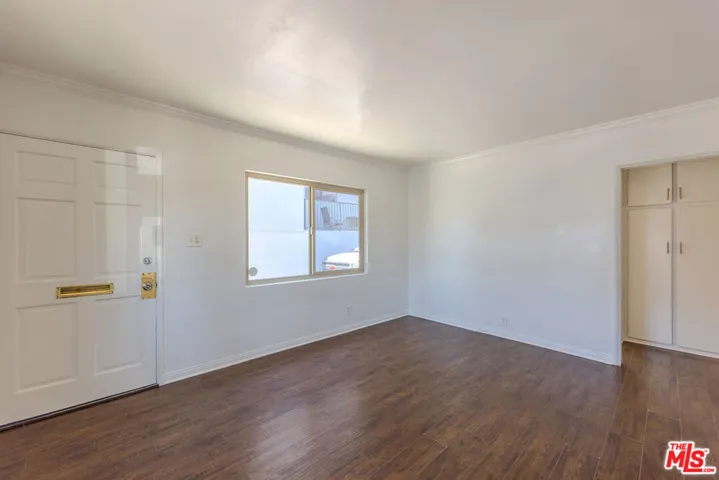 233 E Alameda Avenue A, Burbank, California 91502