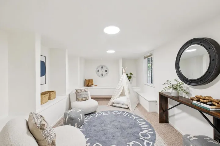 480 Klamath Street, Brisbane, California 94005