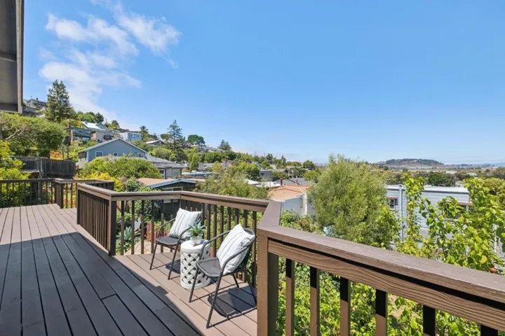 480 Klamath Street, Brisbane, California 94005