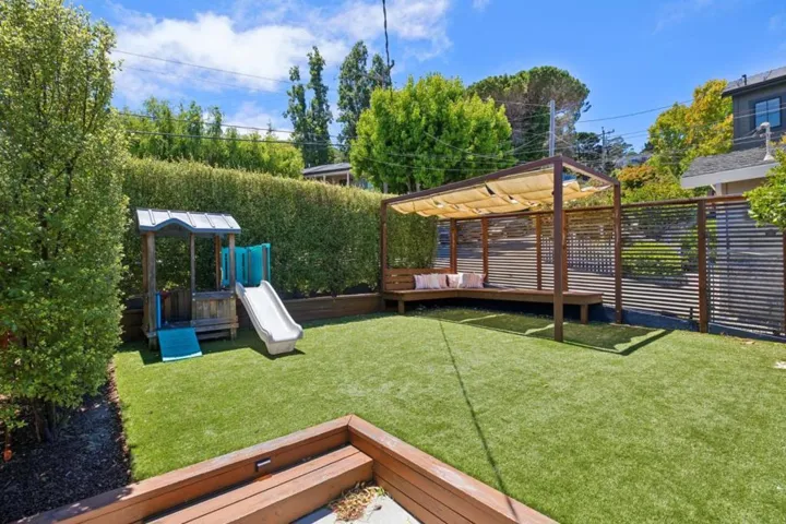 480 Klamath Street, Brisbane, California 94005