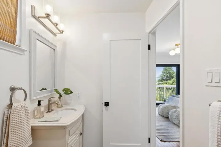 480 Klamath Street, Brisbane, California 94005