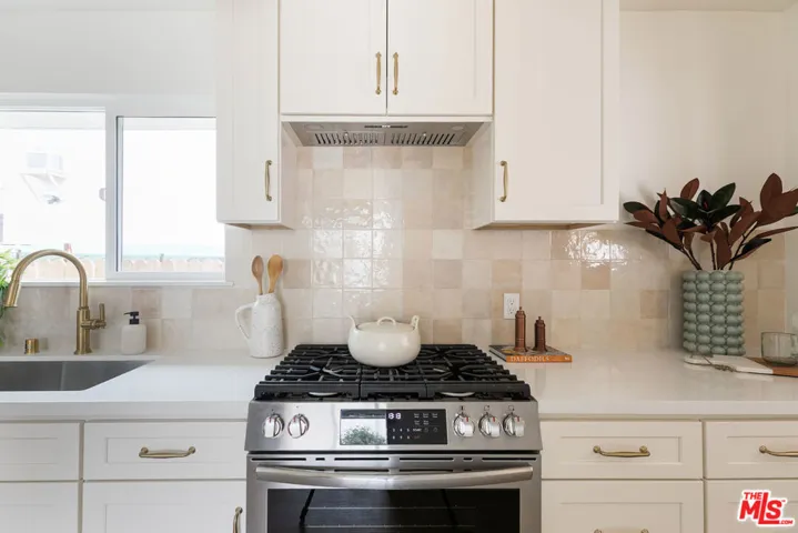 2250 Fernleaf Street, Los Angeles, California 90031