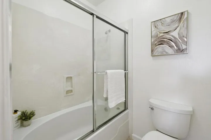 1059 Yates Way, San Mateo, California 94403