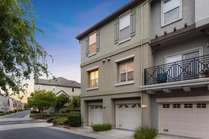 1059 Yates Way, San Mateo, California 94403