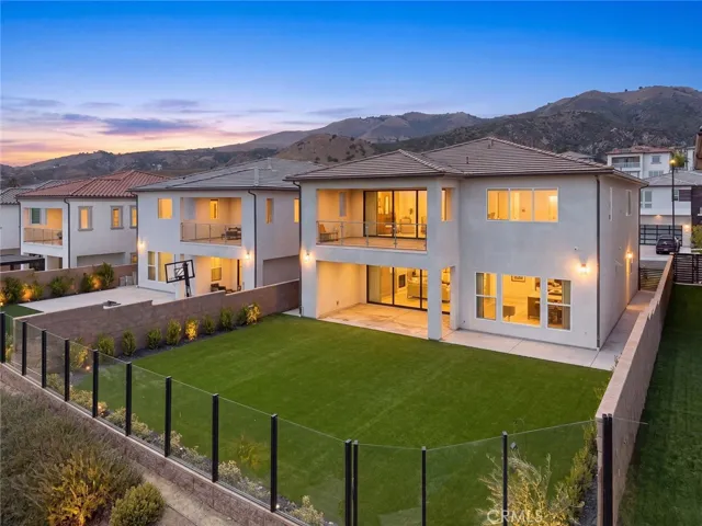 20732 W Bluebird Court, Porter Ranch, California 91326