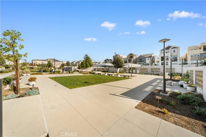189 Biome, Irvine, California 92618