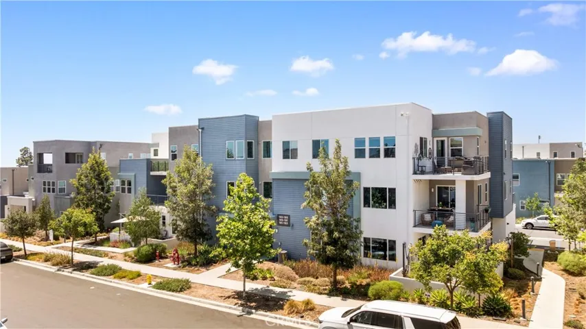 189 Biome, Irvine, California 92618