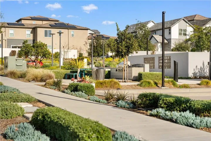 189 Biome, Irvine, California 92618
