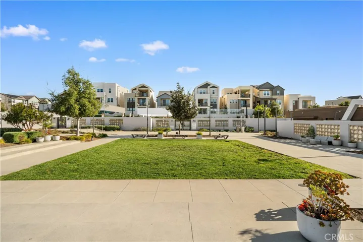 189 Biome, Irvine, California 92618