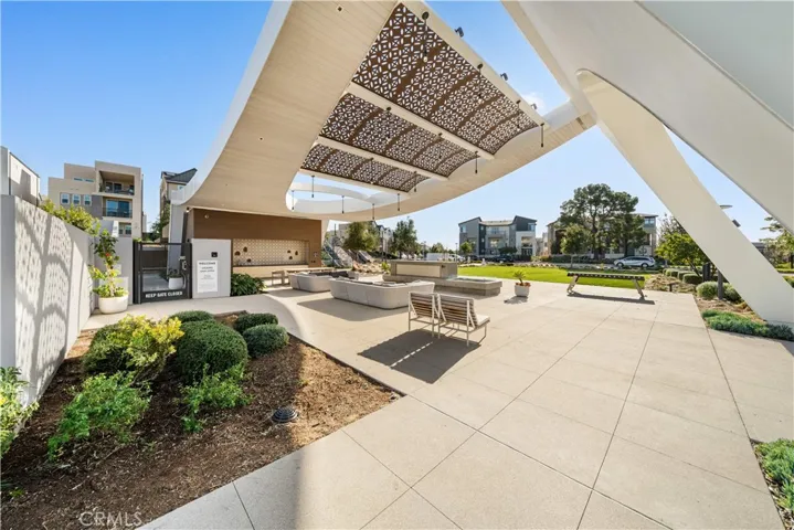 189 Biome, Irvine, California 92618