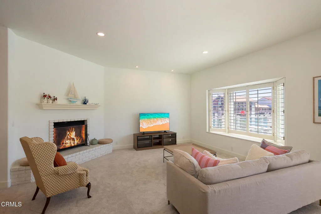 2411 Monaco Ct-5