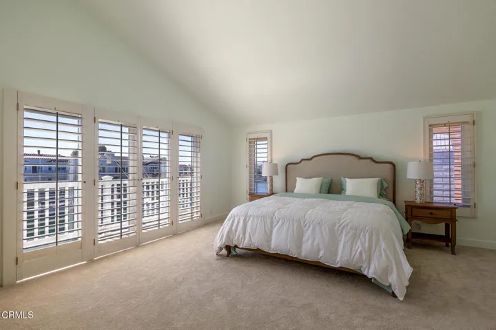 2411 Monaco Ct-25