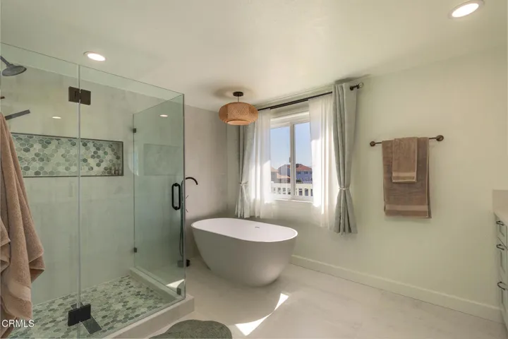 2411 Monaco Ct-29