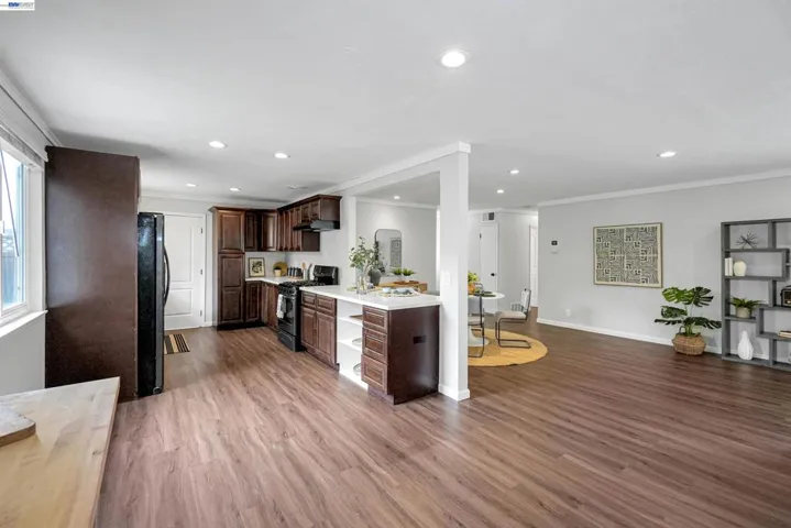 586 Bluefield Ln, Hayward, California 94541