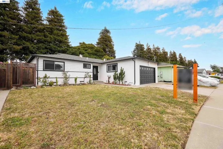 586 Bluefield Ln, Hayward, California 94541
