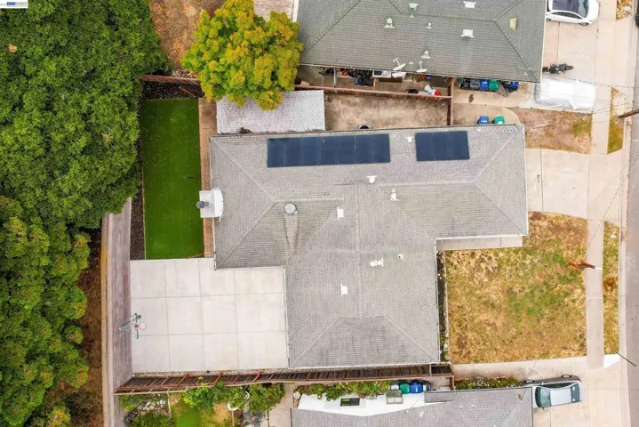 586 Bluefield Ln, Hayward, California 94541