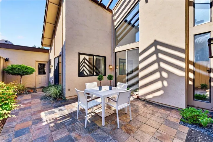 1915 Milano Way, Mountain View, California 94040