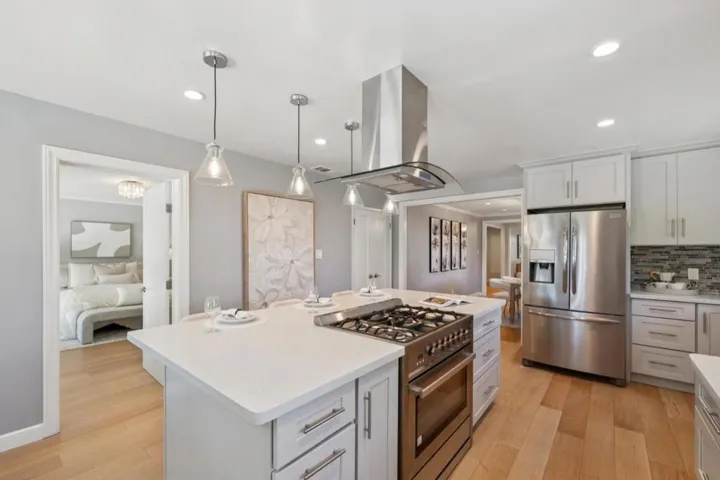 635 Capuchino Drive, Millbrae, California 94030