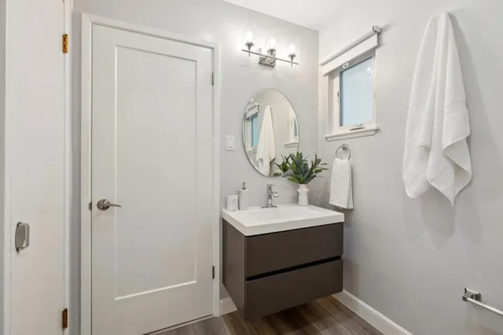 635 Capuchino Drive, Millbrae, California 94030
